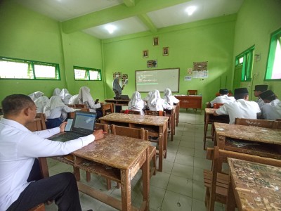 Kelas VII B